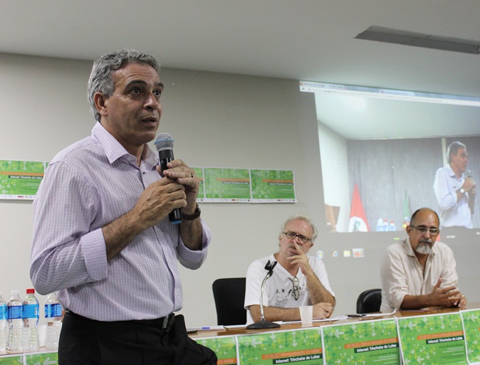 José Nilton, vereador de Vila Velha, exalta o Encontro de Blogueiros e Ativistas Digitais. Foto: Felipe Bianchi