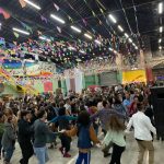 Arraiá do MST reúne artistas populares e comidas típicas no Espaço Elza Soares, em SP