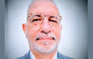 ‘Hoje o grande embate é entre nações e big techs’, diz Luiz Carlos Azenha