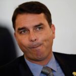 Qual a lógica da imprensa, na campanha pró-Flávio Bolsonaro?