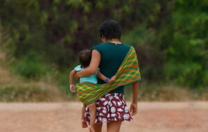 Mídia abafa queda das mortes entre yanomami