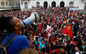 Das ruas ao algoritmo: a juventude reinventa a política